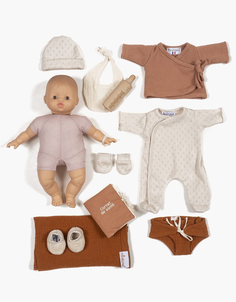 minikane-valise-kit-de-naissance_gaspard-babies-28cm-aplat