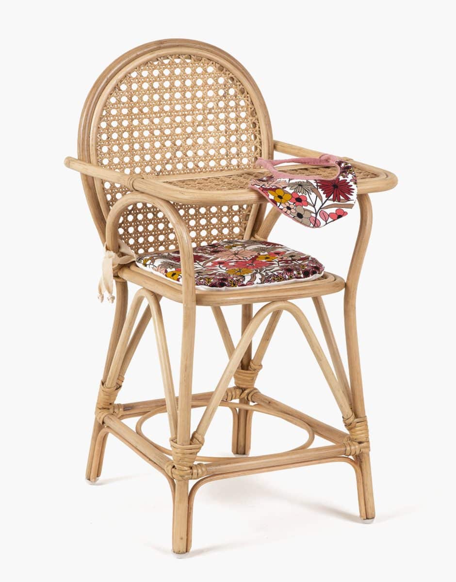 Chaise haute « Raya » et sa galette en coton Flora + bavoir – Minikane X Smallable