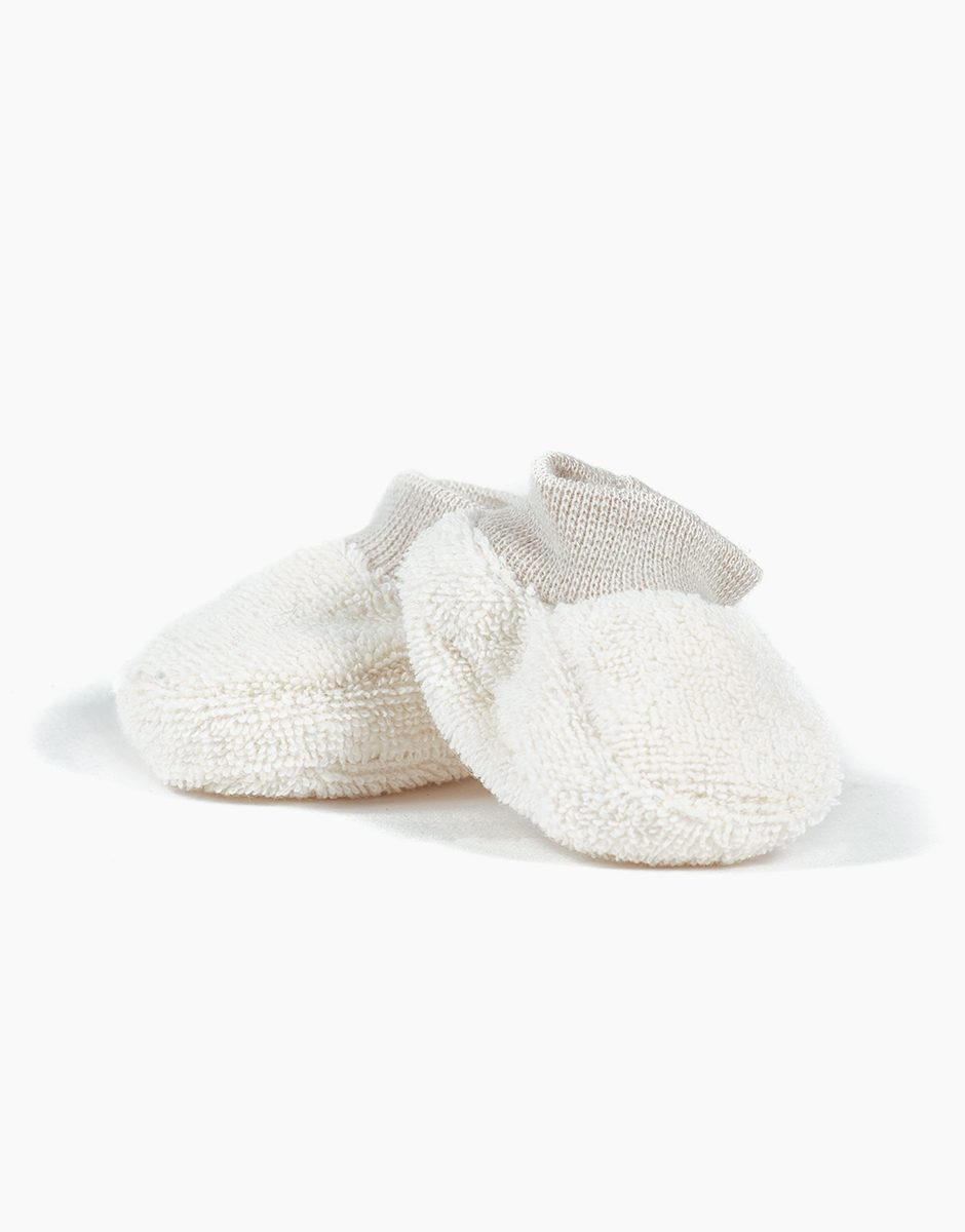 Chaussons en éponge écru pour poupées et poupons Minikane Cuties 36cm. MADE IN FRANCE.