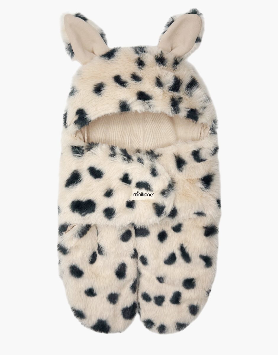 Chancelière poussette poupée Jeannot en fausse fourrure dalmatien