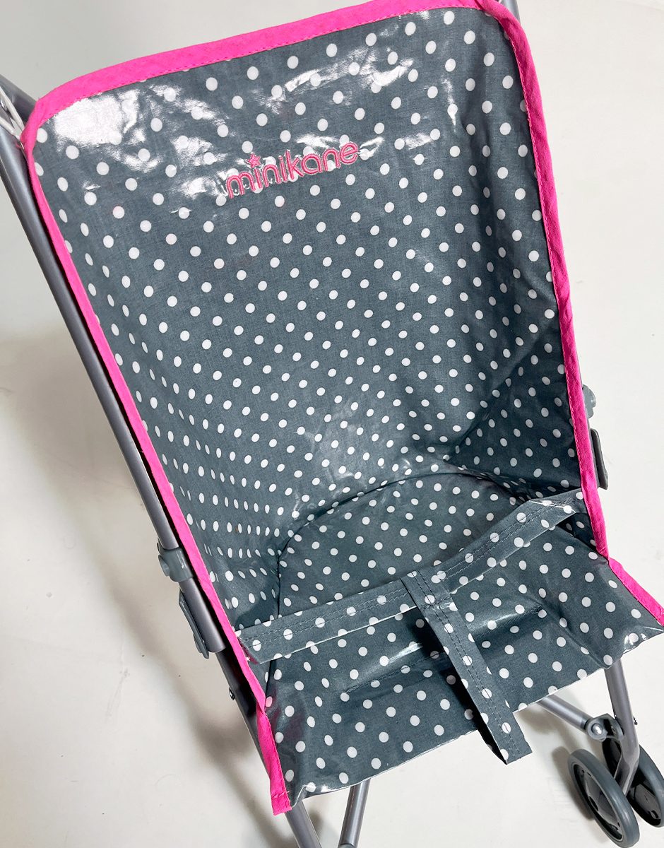 *Poussette poupée avec assise en coton enduit Petits pois blancs sur fond gris