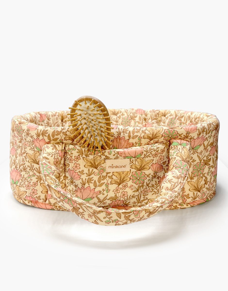 Couffin poupée et son oreiller en gaze de coton indienne rosée