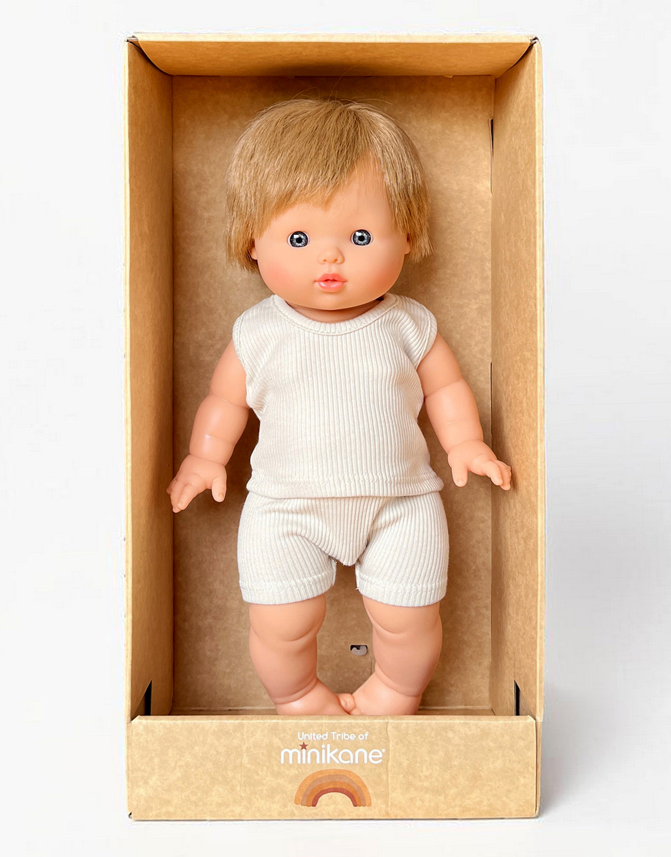 Marceau, poupon Gordis 34cm habillé en dessous lin vendu avec sa boîte