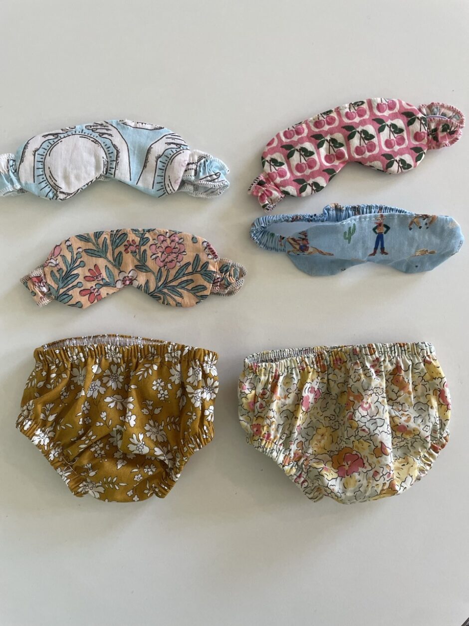 *Lot de vêtements GORDIS dont 4 masques Dodo et une culotte Moutarde fleurie