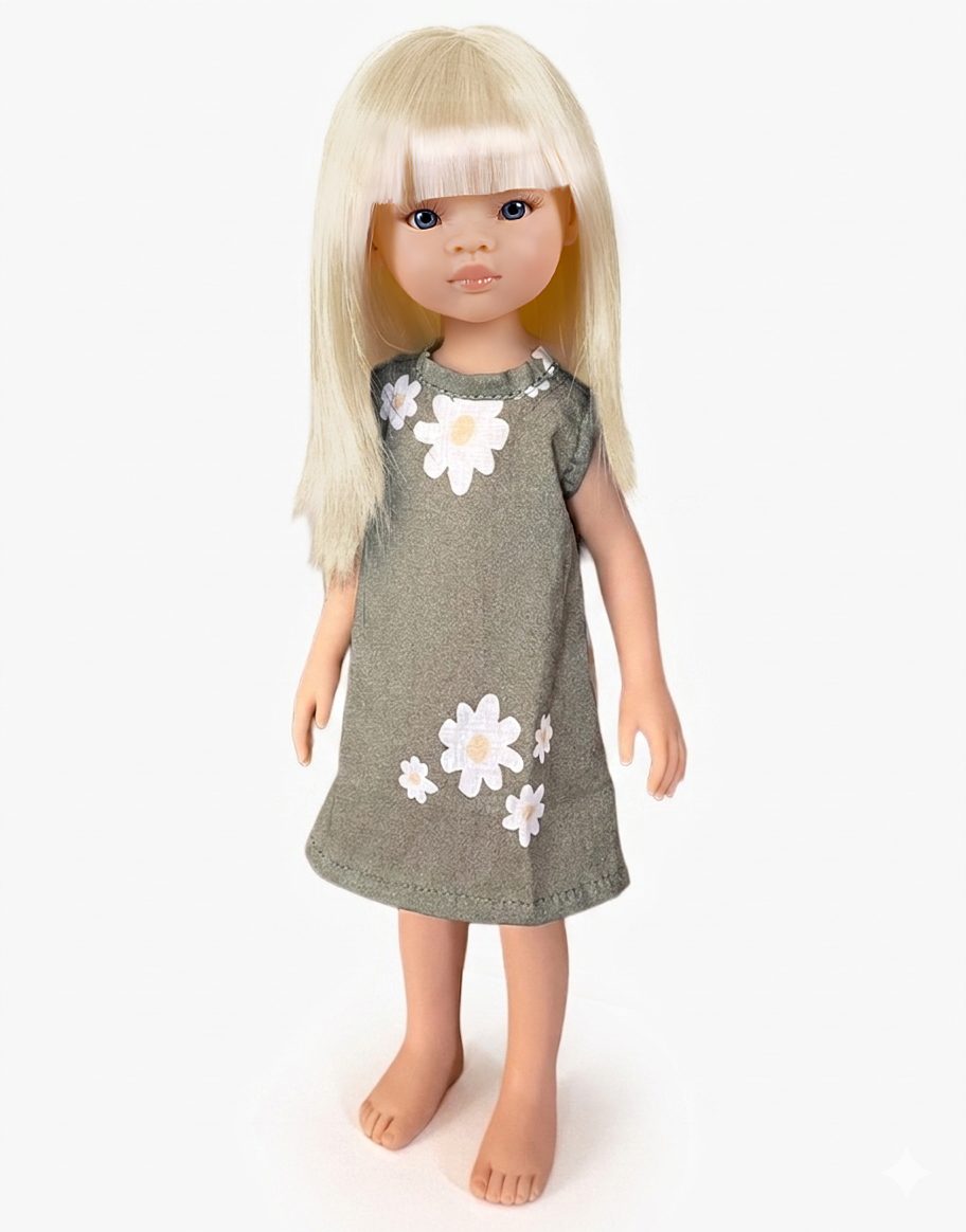Meï, poupée Amigas 32cm et sa robe Iva en coton Marguerite